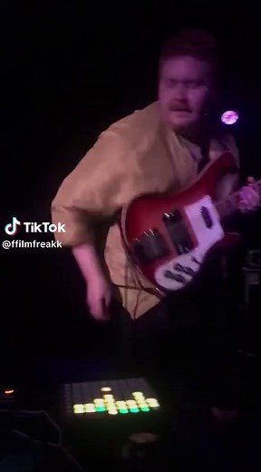 her’s last performance of “harvey” at the rebel lounge in arizona on 3/26/19 #hers #alternativeindie #fyp