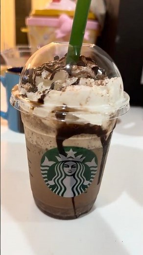 Making a Starbucks-Style Dark Mocha Chip Frappuccino at Home