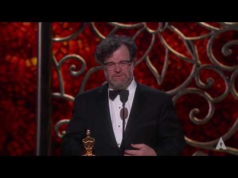 "Manchester by the Sea" wins Best Original Screenplay