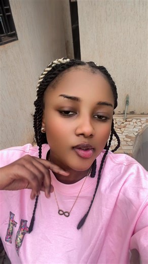 Vidéos de Oumichou 99%dit michou (@michou_489) avec son original - INNOCENT😇🇳🇪✅