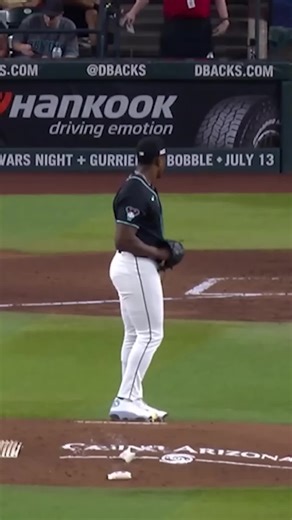 Pitcher Intentionally Balks, but why | balk baseball