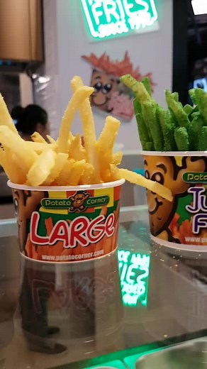 Pick a size! #sgtiktok #tiktoksg #tiktokeat #sgfood #sgfoodie #fries #frenchfries #potatocorner #yum