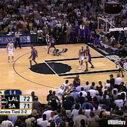 That time Tim Duncan hits a go-ahead jumper with just 0.4 seconds remaining. Just for Derek Fisher to comes right back with fadeaway winner. 🤯