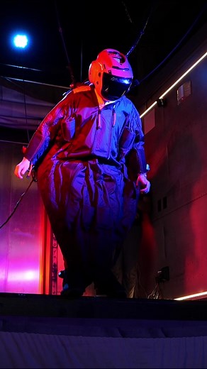 Immersive VR Experience: Jumping into Virtual Reality!