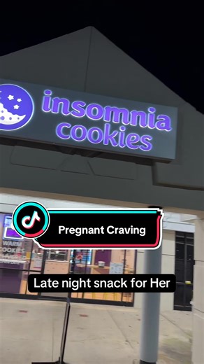 She woke me up to drive her to get this from Insomnia Cookies #fyp#insomniacookies#cookies#dover@Olgie