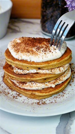 PANCAKES TIRAMISU 🥞🇮🇹 #recettefacile #recettehealthy #petitdéjeuner #pancakes #tiramisu #delicious