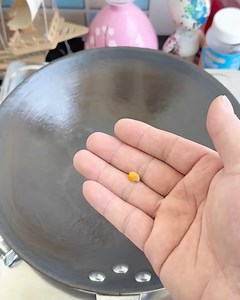Turning a single seed into popcorn 🍿🤔 | Bee Inspired