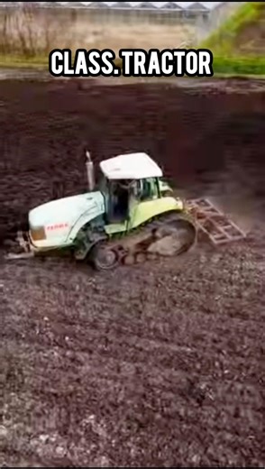 Class Tractor working in the Field #usatractor #americanfarming #farmequipment