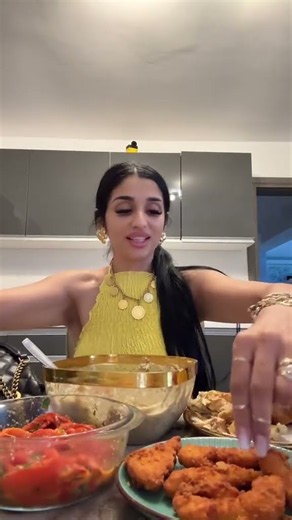 Only Melek is allowed to eat! #melek