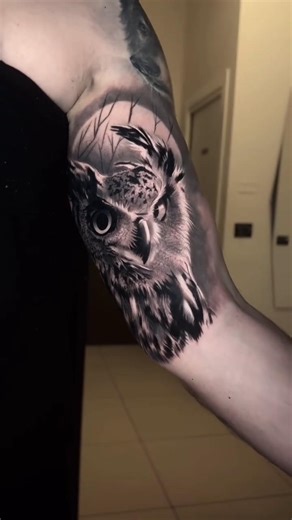 What do you see when you look into those eyes? Wisdom or a warning?🤯🔥 #tattoo #drawing_complex