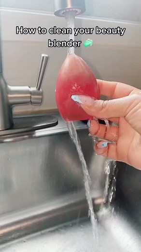 How to clean your beauty blender #besutyblender #makeuphacks #IPSY