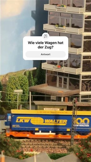 Wie viele Wagen hat der Zug? #h0 #modellbahn #klv #lkwwalter