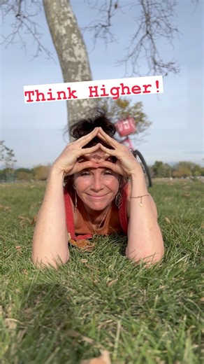 Think Higher! Mudra Magic to Dream Bigger Think Higher “Listen, I challenge you to bet on yourself And dream a little bigger than yesterday It’s about that time y’all It’s time for you to think higher Speak life And know that same power that woke you up this morning Is that same power that’s in your tongue So just keep speaking Just keep believing And know that You got this And I believe in you” ~ This is Precious J with Precious Points Love, Sianna 🧚🏿‍♀️ @rasayogacollective #thinkhigher #drea
