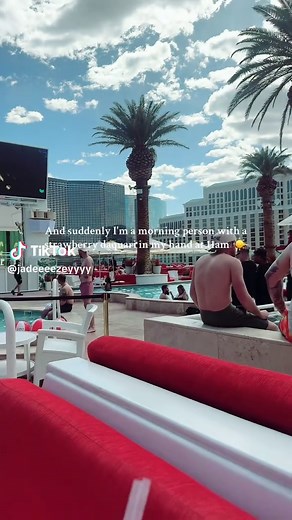 Experience Drai's Beach Club: A Vegas Pool Party