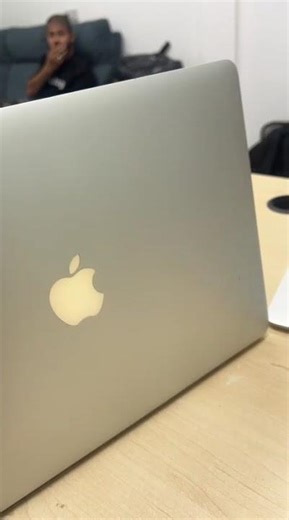 🔥 UAE MEGA DEAL – LIKE BRAND NEW MacBook Pro 15‑inch 🔥