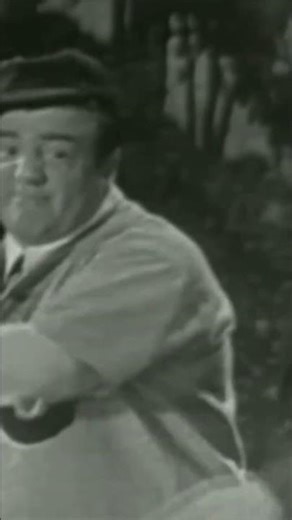 The funniest, most confusing baseball play ever.