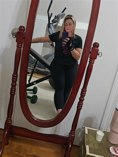 When the thoughts stop looping you realize it was never that deep. #hyperfix #notthatdeep #loop #notthatserious #anxietycheck