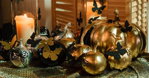 22 Classy Halloween Decorating Ideas That Are to Die For