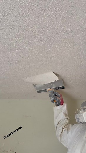 309K views · 1.5K reactions | Removiendo la textura popcorn ceiling texture #drywall #satisfying #work | Fuentescardi Drywall | Facebook