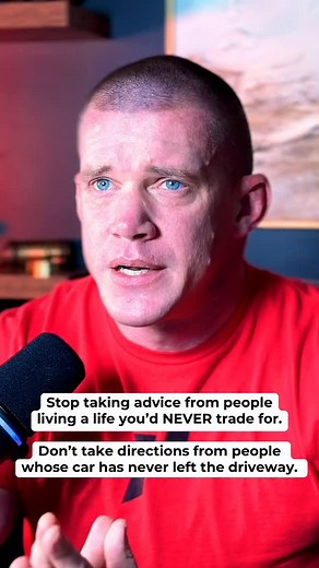 Start paving the road they’ll HAVE to follow💯 You’re letting people with QUIT in their bones tell you how to win👎 You take business advice from people who never took a single risk. You take discipline advice from people who hit snooze on their own goals. You take life direction from people who only know how to follow the crowd. That’s not being open-minded— that’s letting someone who never left their comfort zone try to steer your future. Some people aren’t doubting you— they’re afraid you’ll 