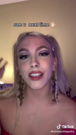 Chrissy’s Declassified Bimbo Survival Guide