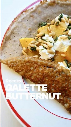 Galette de sarrasin au butternut rôti, ricotta crémeuse et pignons de pin croquants. 🥞