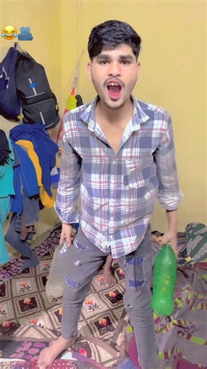 Surendra Raj on Instagram: "Jab Kismat mein Hai na Pari tu ka😂😂"