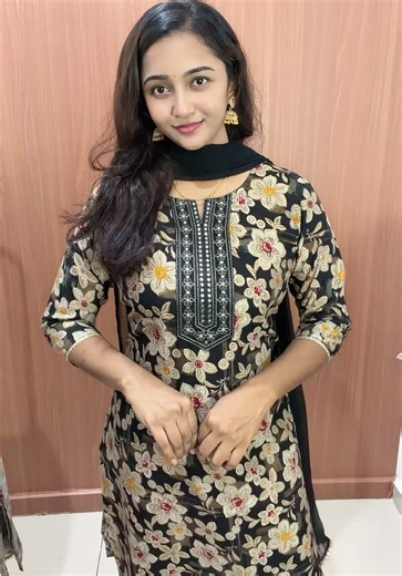 Beautiful Floral Print Kurti Set | Grab Yours!