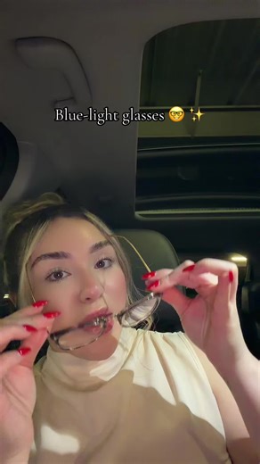 So freaking cute!! If your Infront of the screen definitely come in handy.. #bluelightglasses #bluelight #glasses