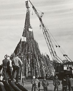25 years ago, tragedy struck the Aggie Bonfire, claiming 12 lives. As the Texas-Texas A&M rivalry renews, Ryan McGee honors the memory of those lost on Nov. 18, 1999 ❤️ | College GameDay