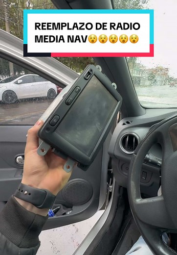 Reemplazo de Radio Media Nav en Renault