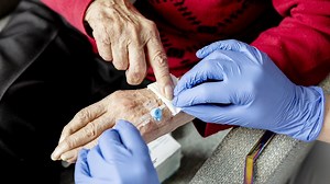 Voortgang van succesvolle projecten voor nuttige zorg blijft onzeker