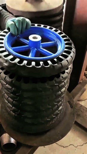 Smart Techniques for Easy and Precise Wheel and Tire Mounting Process Using Advanced Tools #shorts