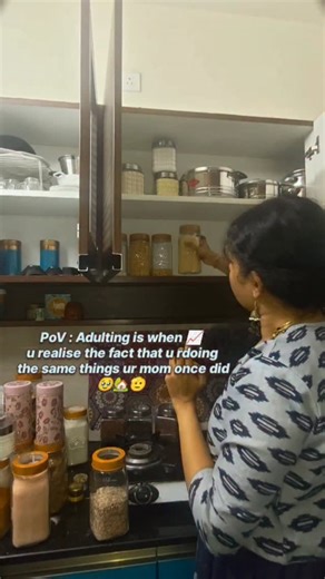blogtales_by_sahana | Tamil Youtuber | Chennai Blogger on Instagram: "Day 275 of #minivlogseries ft Relatable Videos . Follow @blogtales_by_sahana for more ♥️ . Click the link in my bio to subscribe to my youtube channel Makkaley 🥹 . PoV : Adulting is when u realise the fact that after marriage doing the same things ur mom did 📈🫡🏡 [Thalapathy Kacheri,Kacheri Song, Thalapathy Kacheri 📈🔥,Rajini song,Ullam Thelivaga Vei,Rajini Motivational dialogue,Kulasthree song, I'm in love with the Kulast