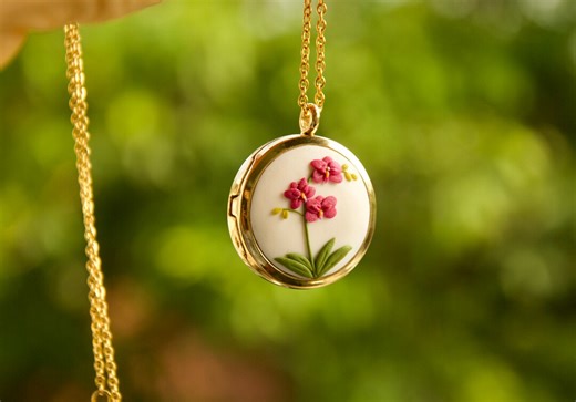 Personalized Floral Locket Necklace, Handcrafted Orchid Polymer Clay Pendant, Keepsake Jewelry, Mother's Day Gift - Etsy