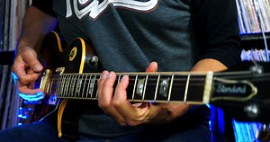 Some more sound experimentation with the hand-painted, pre-beta version of the soon-to-be-releases Ultrawave Multiband Processor. Loving the clavinet-ish attack of the Multiband Octave Distortion. | Source Audio