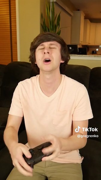 Locating the Elusive R3 Button in Gaming | Funny Skit