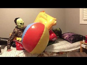 Deflating inflatable decorations