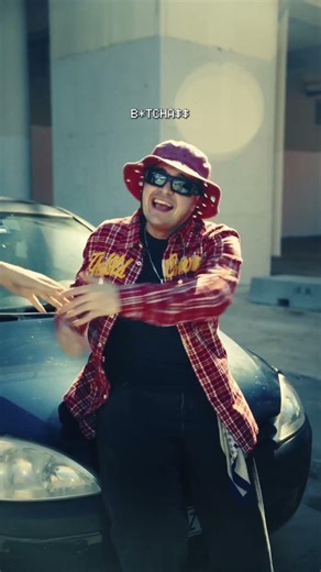 Απ’τη στιγμη που εσκασα στη σκηνη… #greekrap #pand #charizard