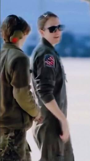 Meet the US Air Force Women RIPPING UP the Sky 🇺🇸 #USAirforce #militarypilot #FemaleFighterPilot