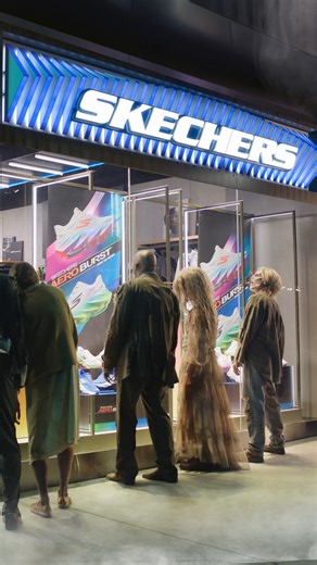 Skechers Aero Burst™. SCARY FAST 💨#halloween | SKECHERS