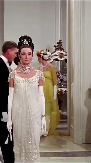 Audrey Hepburn's Ascot Elegance! 👒 My Fair Lady (1964) | Iconic Scene #audreyhepburn