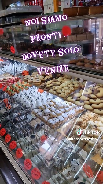 Video di alfonso (@alfonsoesposito71) con Halloween ・ cute horror song - PeriTune