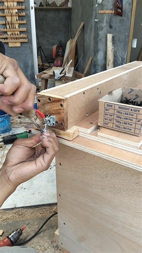 Fance dengan toogle clamp cukup kuat #woodworkingtools #woodwork #fblifestyle | Alifan Yoga P