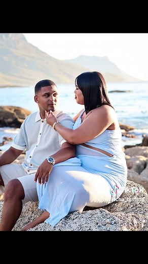 Stunning Sunset Engagement Shoot with Meeka and Tyler