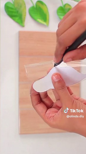 DIY Bird Decor from Plastic Bottles & Spoons