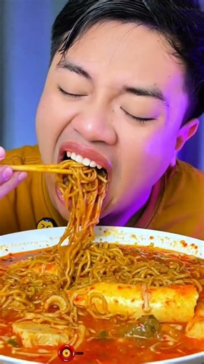 Mie gacoan level 8 pakein kuah seblak 🥵 #shortvideo #shortsviral #viral