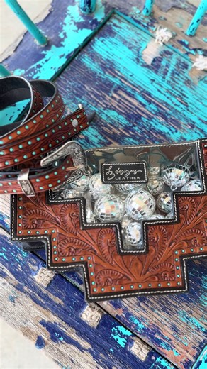 Clear stadium bag ✔️ But make it western 🤠 Hand-tooled leather Turquoise details Stair-stepped design that stands out Game days Concert nights Rodeos & events All the style — Still stadium approved. Available now at L3 Designs Leather 🤎