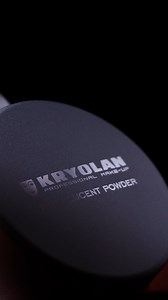 Always matte and never shiny, Kryolan Translucent Powder instantly absorbs excess oil and helps your makeup stay in place longer Shop now from the nearest makeupcity store or shop online from our website #Kryolan #KryolanPk #Kryolan #looseowder #settingpowder | Kryolan Pakistan