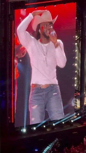 ‪@Shaboozey‬ A Bar Song (Tipsy) CMAFest Nashville TN 6/5/2026
